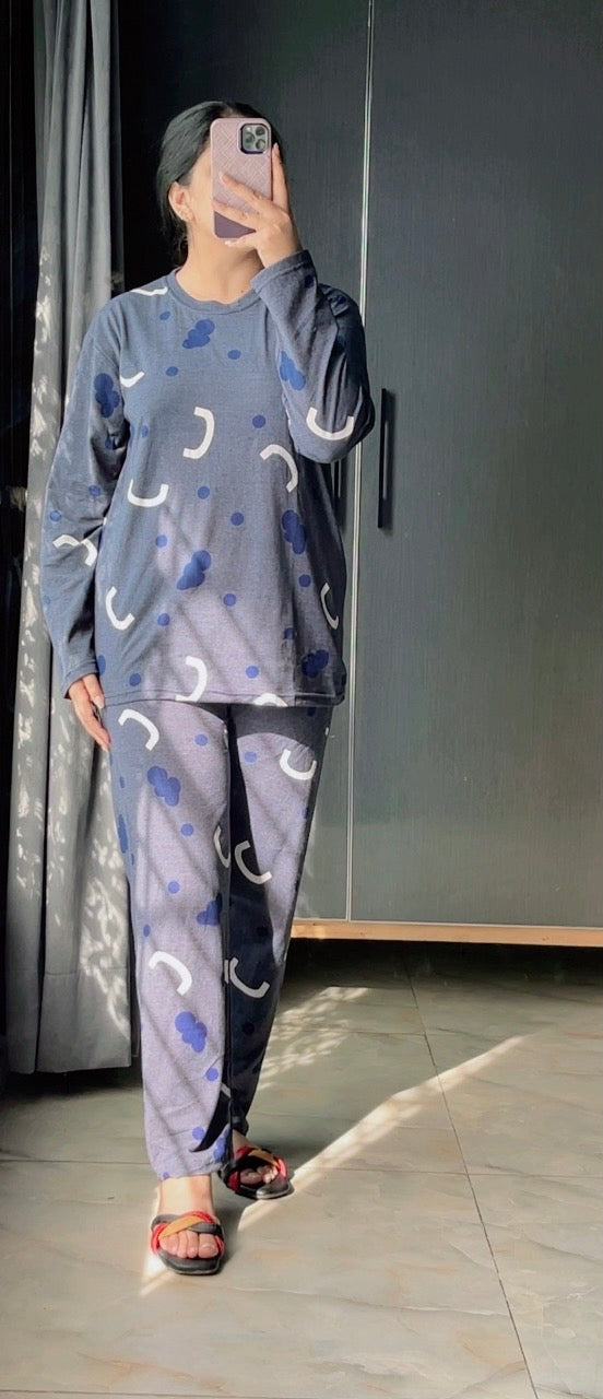 Pattern Printed Woman Night Suit