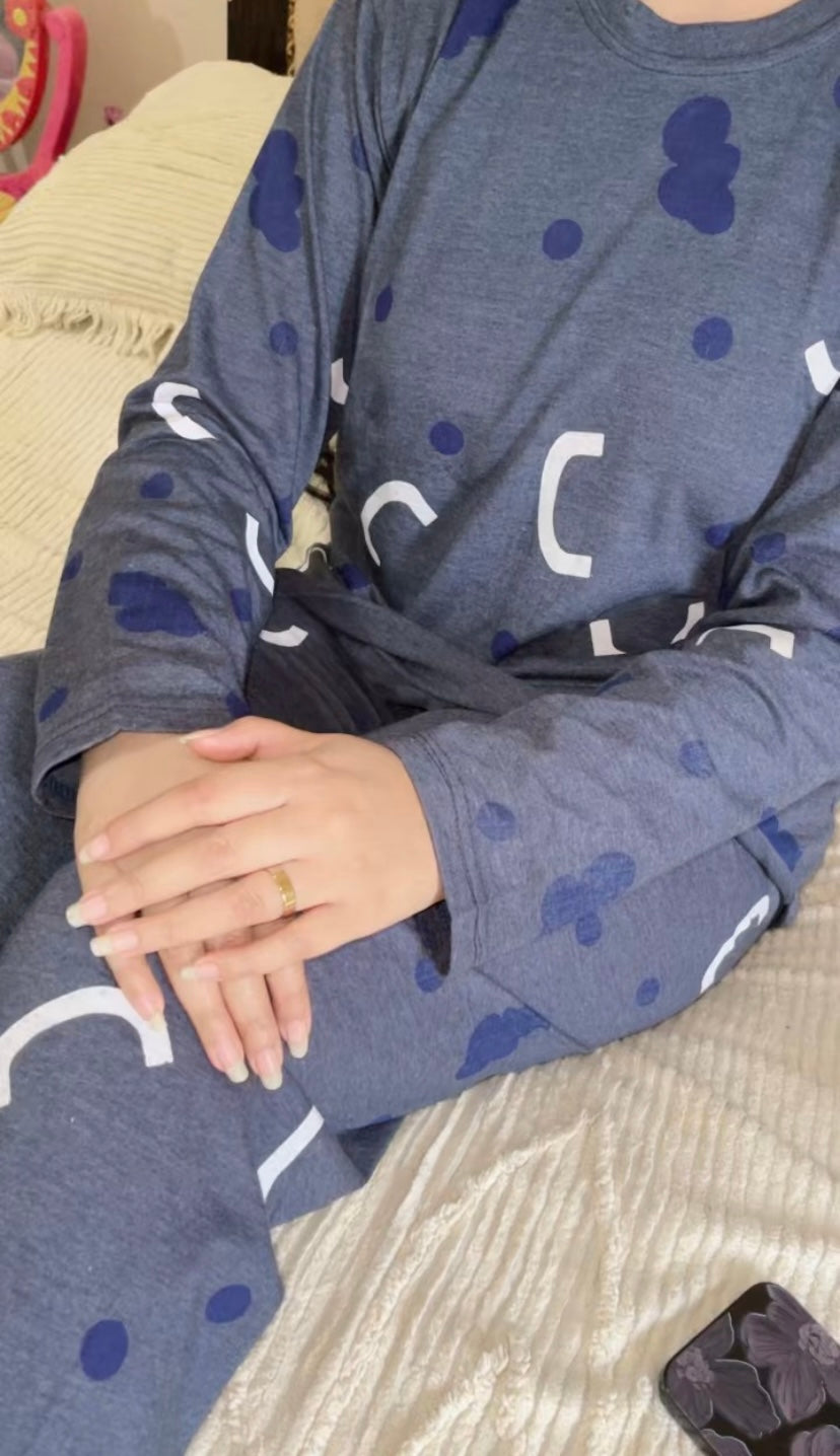 Pattern Printed Woman Night Suit